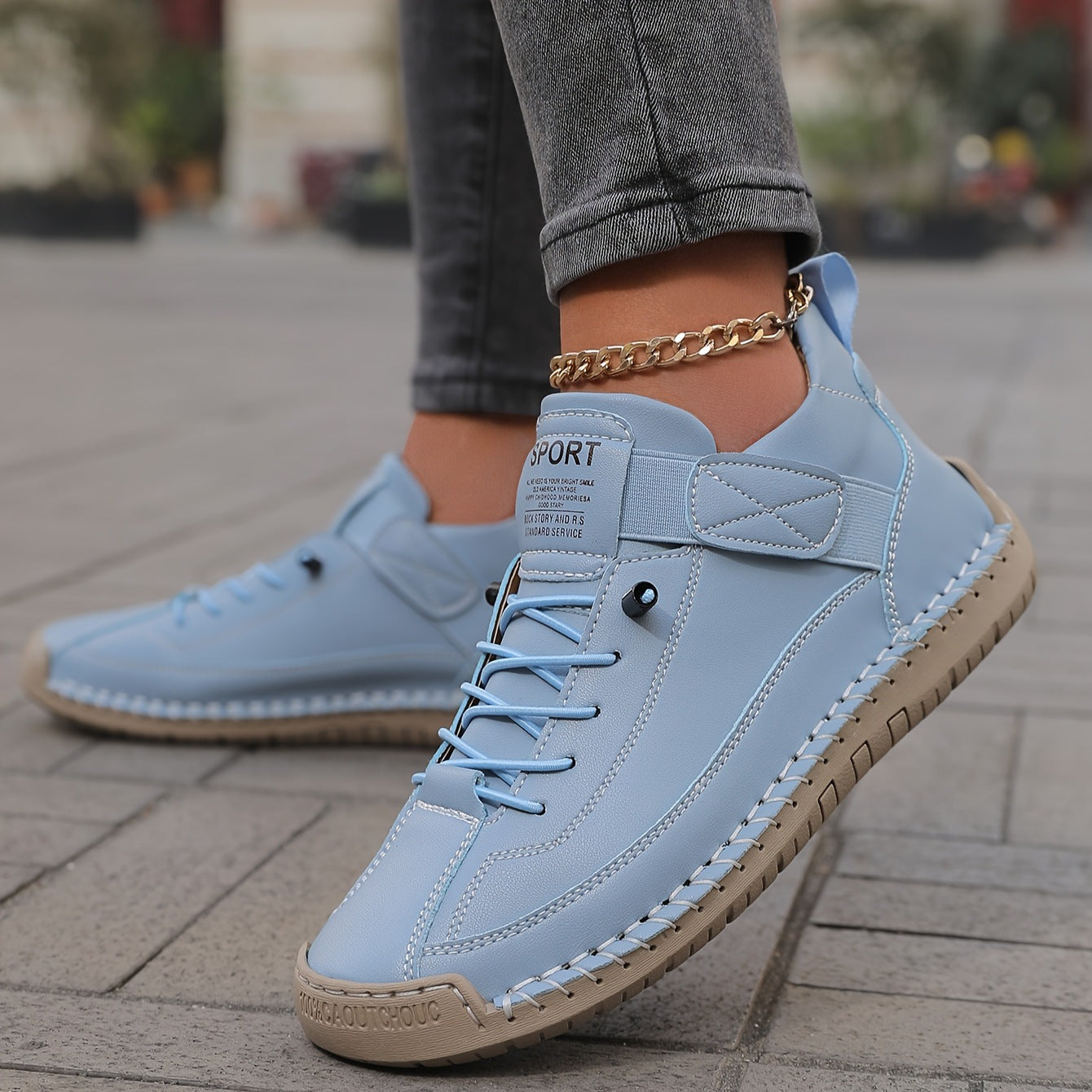 Néva boot